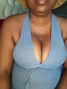 bigboobylicious online show from March 30, 6:57 am