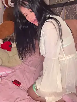 saphlove online show from March 19, 10:36 pm