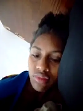 NicolVegaa online show from April 18, 10:40 am