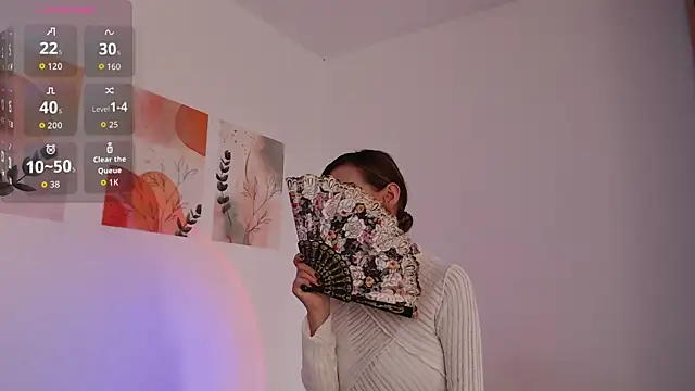 chloe bitelly  online show from May 30, 8:38 pm