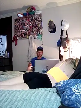 BetterThanAI online show from April 14, 4:01 am