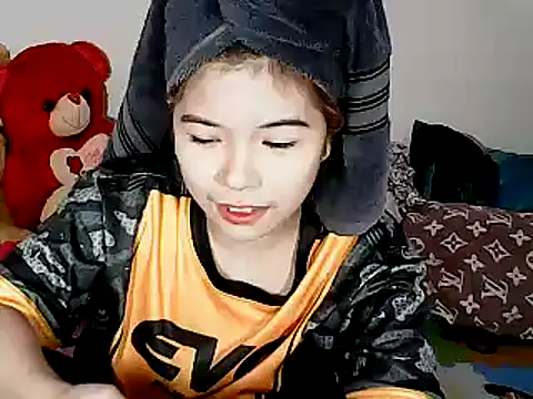 xxhotamizinggirl online show from March 4, 2:45 pm