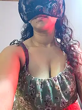 cutehotwife online show from July 19, 9:50 pm