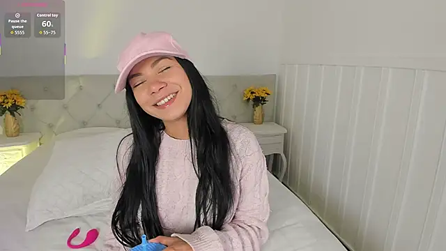 Little Lexyy online show from April 7, 5:09 am