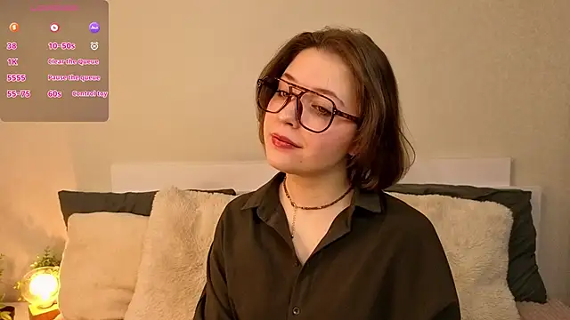 Next2Marie online show from April 8, 4:14 am