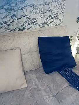 soffi joness23 online show from April 15, 7:58 pm