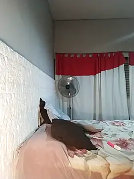 Juguetonafogosa5 online show from March 26, 1:19 am