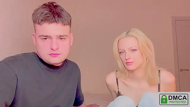 your molly mark  online show from April 12, 6:00 pm