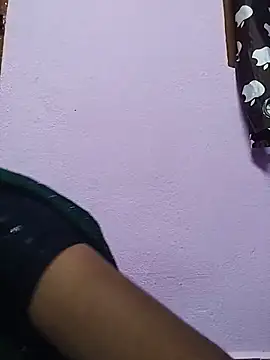 Tamil Hot RoyalQueen online show from April 19, 6:21 pm