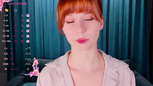 CatherineCummi online show from April 16, 7:41 am