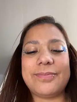 Pretty  Milf online show from March 6, 3:51 pm