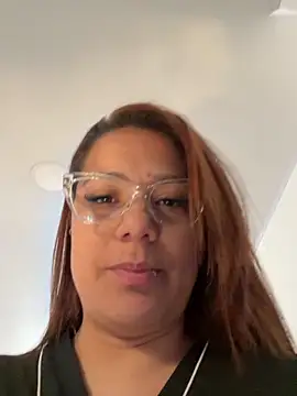 Pretty  Milf online show from May 30, 12:36 pm