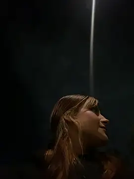 ivy-777 online show from April 5, 3:49 am