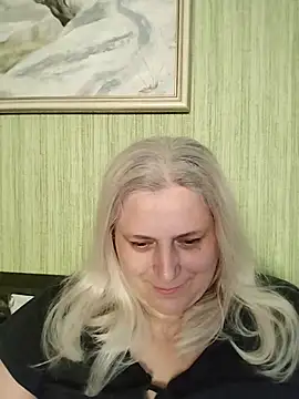 NyushaLollipop online show from May 24, 3:22 pm