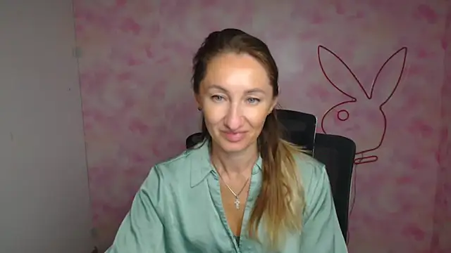 Diana Sweeet  online show from March 23, 6:19 am