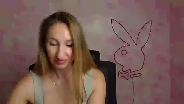 Diana Sweeet  online show from May 16, 10:36 am