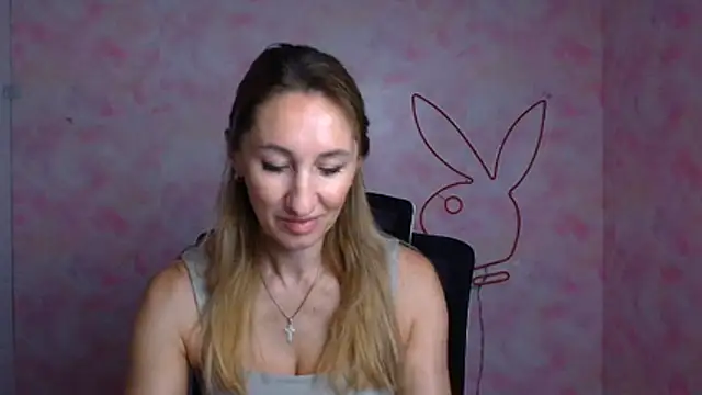 Diana Sweeet  online show from May 21, 5:38 am