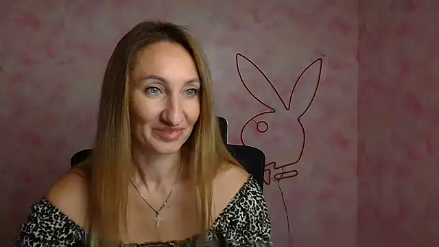 Diana Sweeet  online show from May 12, 5:37 am
