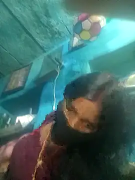 priyasharma899 online show from March 10, 3:05 pm