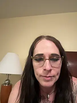 KylaRaven online show from March 21, 3:11 am