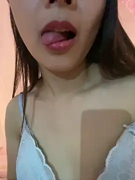 MySweet9x online show from March 12, 2:20 pm