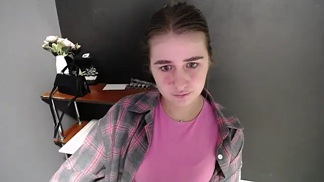 Sunny siren online show from March 12, 2:31 pm