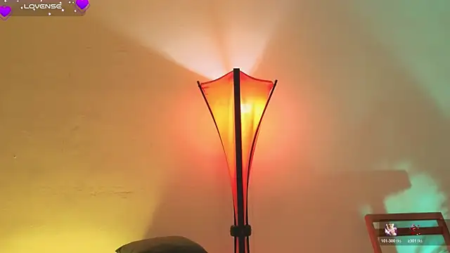 fransheskarossi online show from April 4, 12:04 pm