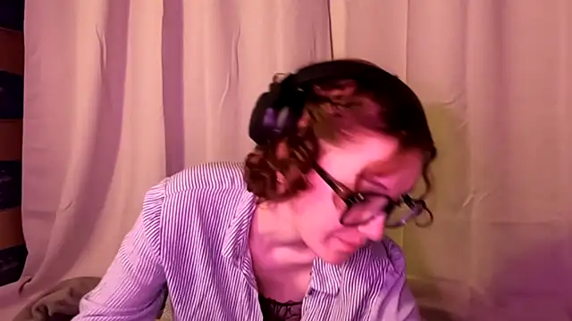 ju juliette online show from April 24, 9:06 pm