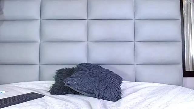 miss-liz- online show from April 4, 6:51 pm