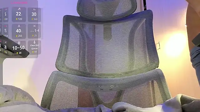 Samantha Ros online show from April 18, 2:30 pm