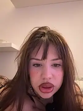 Lv Sasha online show from February 18, 9:47 pm