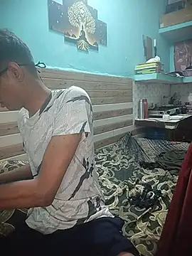 ZyphiaLive online show from March 11, 8:55 pm