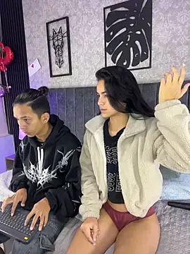 bliinkii and luka  online show from March 28, 1:32 pm