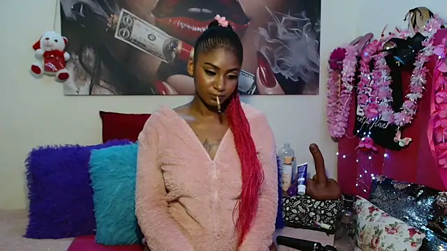 Moreish-06 online show from May 28, 1:58 am