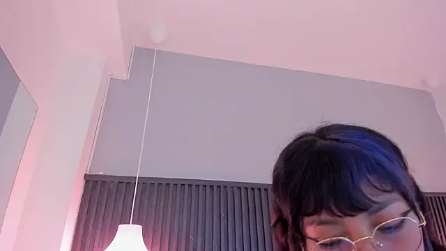 Amyy Carter online show from March 9, 11:46 am