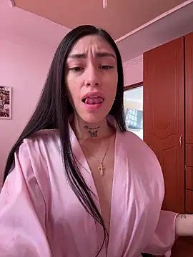 Bonny Eva online show from April 16, 5:01 pm