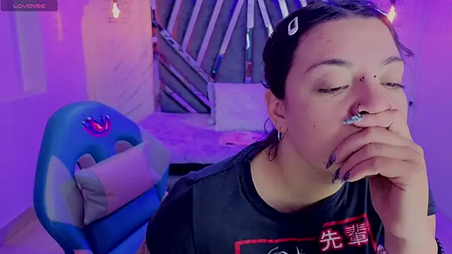  Vermell  online show from March 10, 6:34 pm