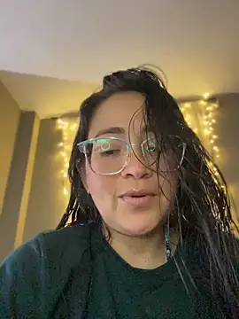 alisbloom online show from May 4, 6:22 pm