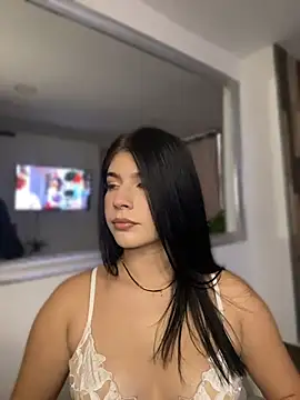  HannahFox  online show from July 9, 10:55 pm