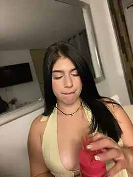  HannahFox  online show from July 12, 12:44 am