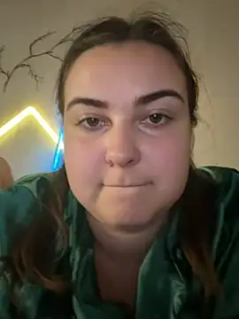 AlyaX X online show from April 11, 12:42 pm