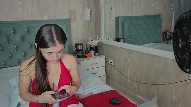 Miia Velvett online show from April 21, 3:19 pm