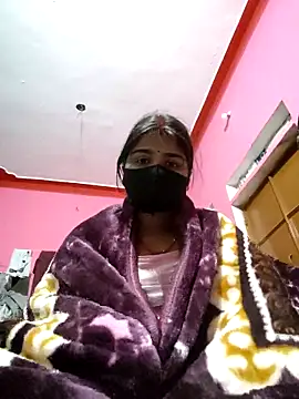 Divyanshi hott online show from February 4, 5:16 pm