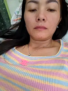 Baby-loveass69 online show from May 30, 2:42 am