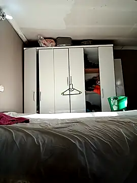 BBWQueenxx online show from July 24, 6:44 am