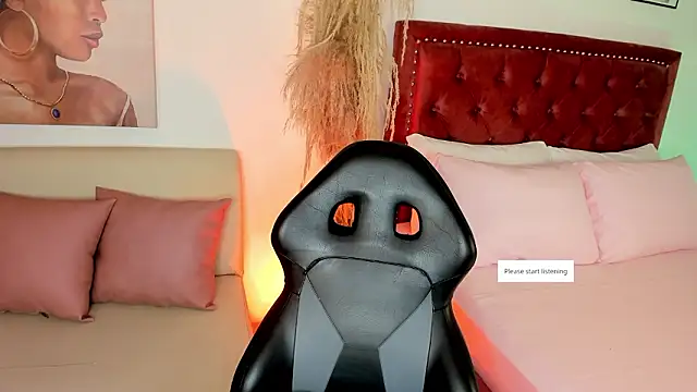 Lilyy joness online show from March 11, 7:05 pm