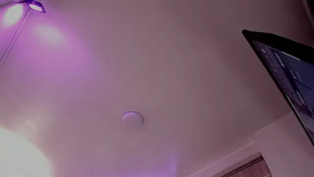 MOLY KILLER online show from February 12, 8:21 pm