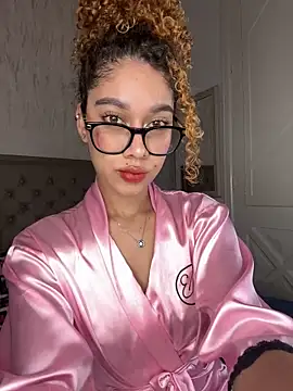 Sienna brunette online show from March 18, 12:43 pm