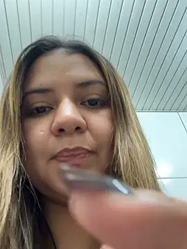 Lu colombiana online show from April 9, 11:43 pm