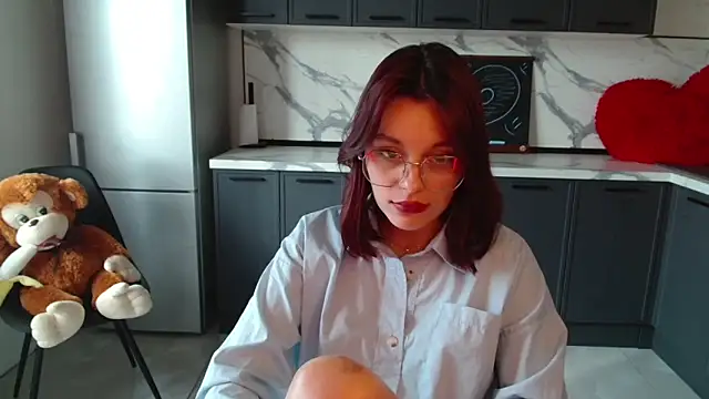 Eva Avea online show from March 19, 12:42 pm